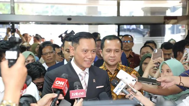 Menteri Koordinator Infrastruktur dan Pembangunan Kewilayahan, Agus Harimurti Yudhoyono (AHY), melakukan kunjungan kerja pertamanya ke Kementerian Transmigrasi. (Foto: Istimewa)