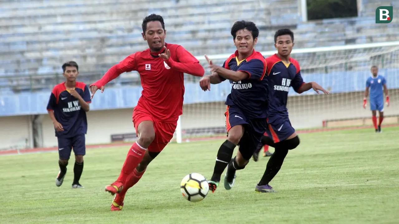 Persis Solo