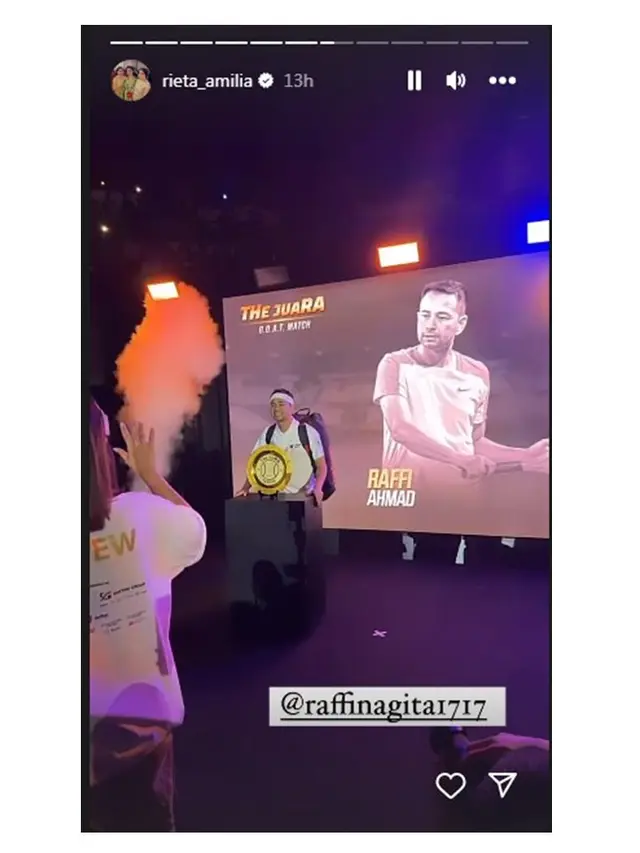 7 Potret Raffi Ahmad Raih Juara Usai Lawan Taufik Hidayat di Pertandingan Tennis, Bangga