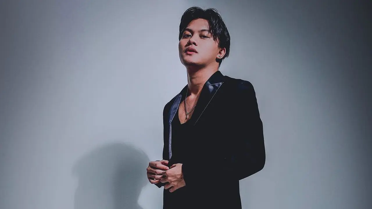 [Fimela] Rizky Febian
