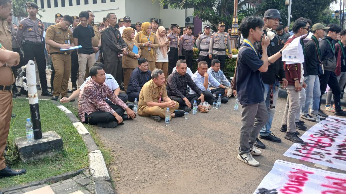 Pasca Didemo Mahasiswa, Pemkab Tangerang Cabut Perbup Tunjangan Perumahan DPRD