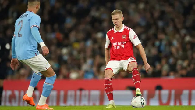Foto: Ketika Oleksandr Zinchenko Dijailin Pemain Manchester City di Piala FA