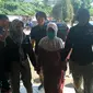 Nenek Jawo alias Harni digiring ke Polresta Palembang (Liputan6.com / ist - Nefri Inge)