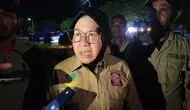 Menteri Sosial (Mensos) Tri Rismaharini saat ditemui usai peringatan HUT ke- 20 Tagana di halaman Kantor Bupati Aceh Utara. (Liputan6.com/Dicky Agung Prihanto)