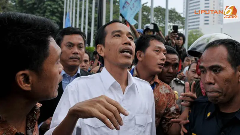 jokowi-nyapres-131031c.jpg