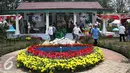 Suasana saat acara palang pintu Lebaran Betawi di Lapangan Banteng, Jakarta (22/08/15). Acara ini akan berlangsung pada tanggal 22-23 Agustus. (Liputan6.com/Gempur M Surya)