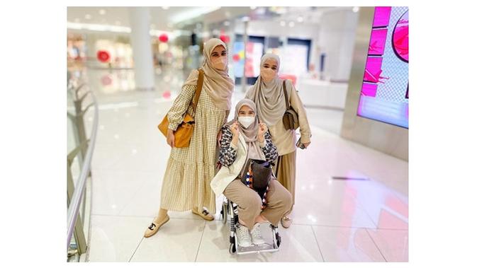 Potret Terbaru Zaskia Sungkar saat Hamil Besar. (Sumber: Instagram.com/shireensungkar)