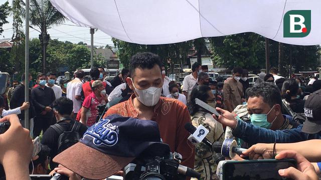 Prosesi Pemakaman Markis Kido