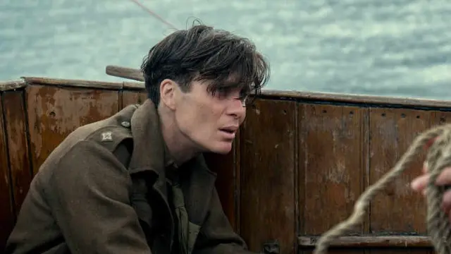Cillian Murphy dalam film Dunkirk