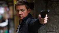 Jeremy Renner Masih Ingin Main Bourne 5 Bareng Matt Damon