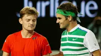 Roger Federer, tampil agresif saat menaklukkan David Goffin 6-2, 6-1, 6-4, pada babak keempat Australia Terbuka 2016. 
