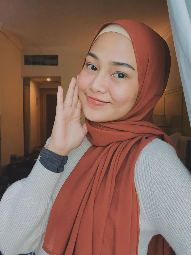 6 Potret Dara Arafah Tampil Menawan dengan Balutan Hijab, Pancarkan Pesona