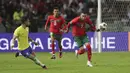 Adalah Sofiane Boufal (29’) dan Abdelhamid Sabiri (79’) yang menjadi pencetak gol kemenangan Timnas Maroko, sementara satu gol Brasil dibukukan Casemiro (67’). (AP Photo/Mosa'ab Elshamy)