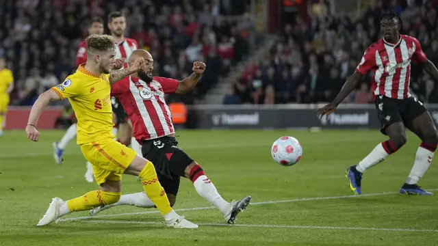 Taklukkan Southampton, Liverpool Pepet Terus Manchester City