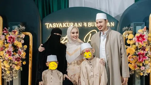 6 Momen Kartika Putri Gelar 4 Bulanan Anak Kedua, Dihadiri Para Artis