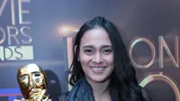Ine Febriyanti dinobatkan sebagai Pemeran Utama Wanita Terbaik Indonesian Movie Actors Awards 2016 (IMAA 2016). Ine terbilang mengejutkan lantaran, ini film perdananya setelah vakum 13 tahun dari layar lebar. (Adrian Putra/Bintang.com)