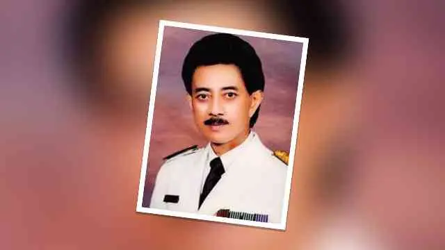 Sosok Zulkifli Nurdin, Ayah Zumi Zola Orang Hebat dan Punya Pengaruh