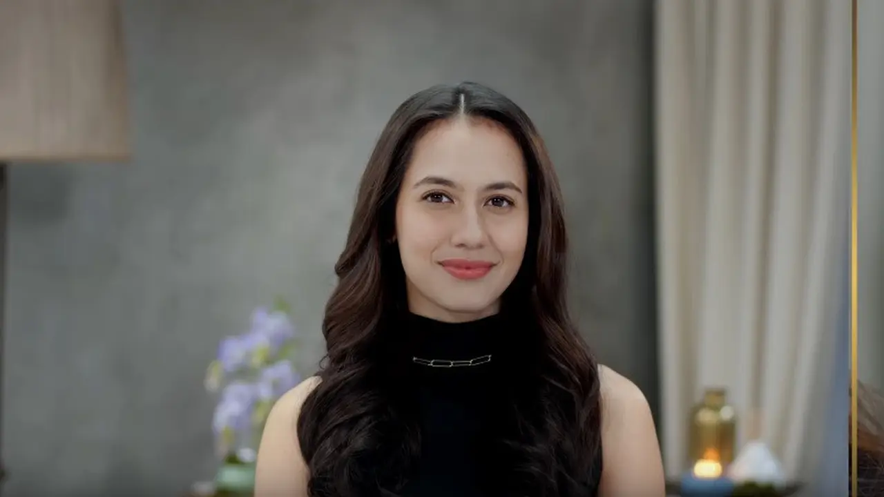 Curhat Pevita Pearce tentang Perawatan Rambut Berwarna, Ternyata Nggak Harus ke Salon