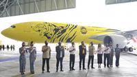Timnas Malaysia U-23 akan menggunakan pesawat Malaysia Airlines Airbus 330-300 dengan livery khusus saat bertolak ke Phnom Penh, Kamboja, untuk tampil di Piala AFF U-23 2022. (dok. FAM)