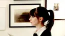 Andy Sachs yang diperankan Anne Hathaway ingin menjadi jurnalis dan mengawalinya di sebuah majalah fashion ternama serbagai asisten junior Miranda Priestly (Meryl Streep). (Foto: vogue.com.au)