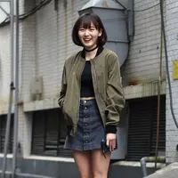 Mix and match jaket parka ala Korean style. (sumber foto: kenh14.vn/pinterest)