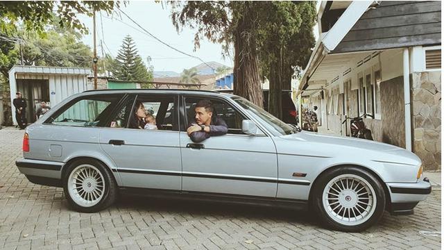 6 Potret Kebersamaan Raisa, Hamish dan Putrinya, Bikin Gemas