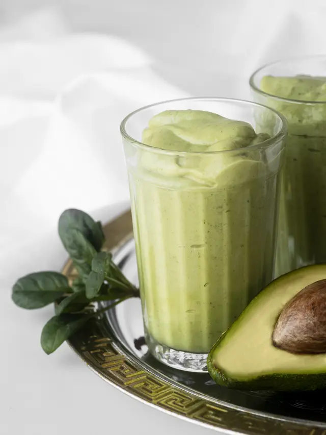 Membuat Jus Apel Bit dan Wortel