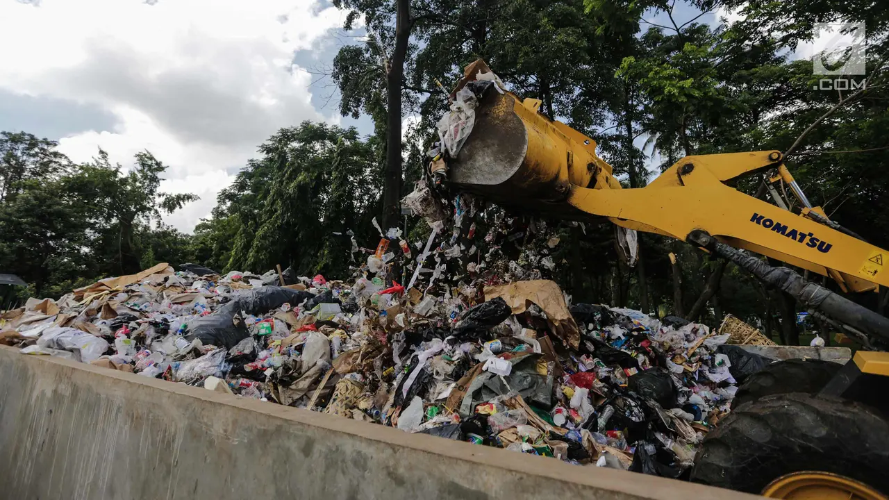 Sampah Tahun Baru 2018