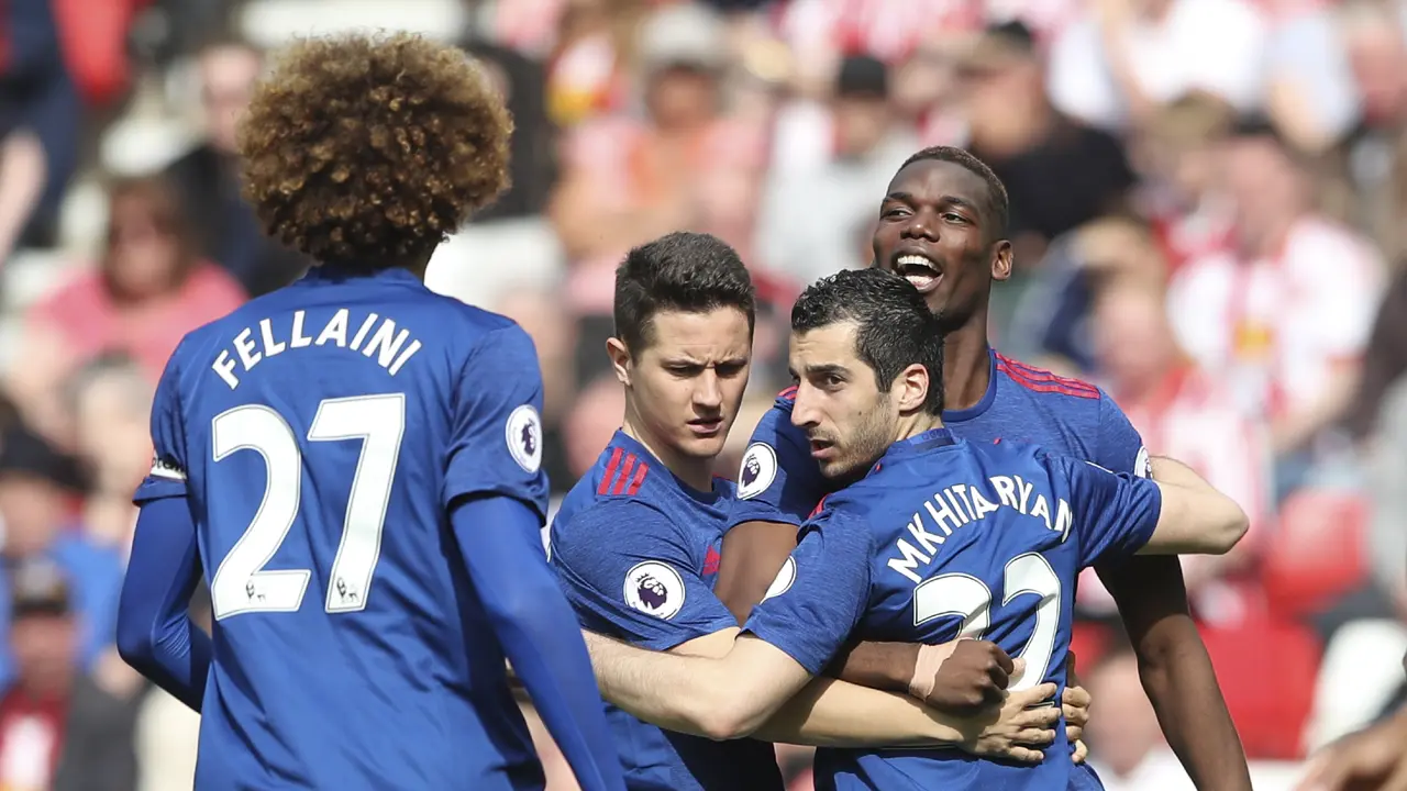 Manchester United (MU) naik ke posisi kelima klasemen Liga Inggris 2016/2017 usai menang 3-0 atas Sunderland