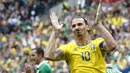 <p>Pada tahun 2013 Zlatan Ibrahimovic terpilih sebagai penerima FIFA Puskas Award dengan meraih 48.7% suara unggul dari pesaingnya. (EPA/Abedin Taherkenareh)</p>