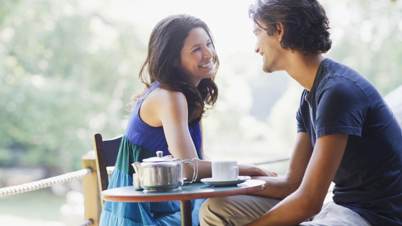 Daripada Curhat Galau ke Sahabat si Mantan, Mending Lakukan Ini!