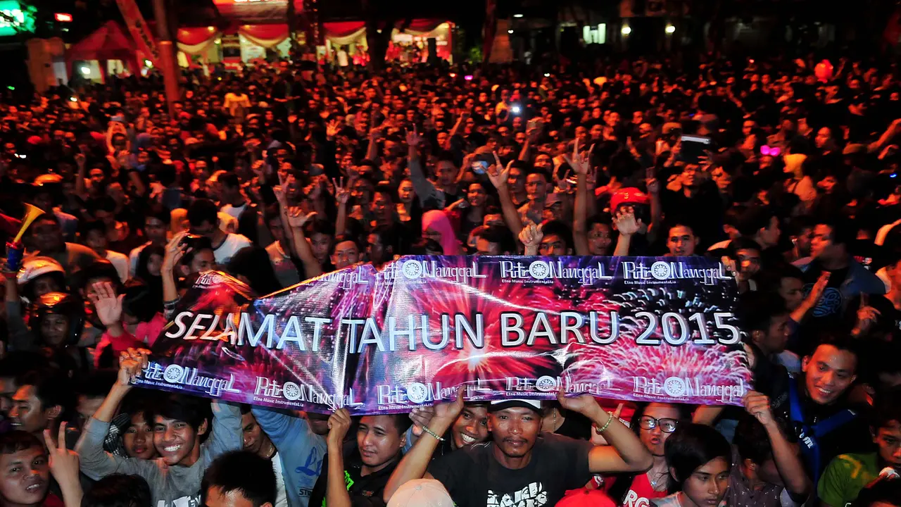 Suasana Malam Tahun Baru di Kota Surabaya