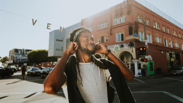 Seni Musik Adalah Seni dengan Media Suara, Pahami Pengertian dan Unsurnya