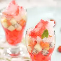 Ilustrasi es buah segar/copyright shutterstock.com/Wisnu Yudowibowo