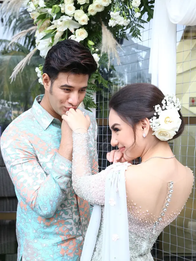 [Fimela] Ammar Zoni dan Irish Bella