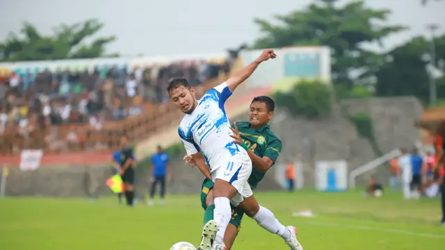 Gelandang PSIS Semarang, Gian Zola