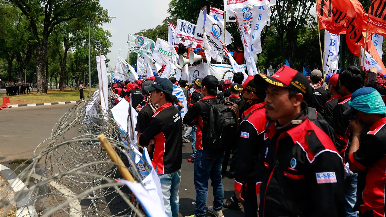 20151028-Aksi Buruh di Istana Negara-Jakarta
