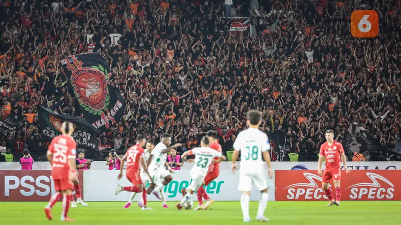 Foto: Malam Spektakuler saat Persija Jakarta Kembali Bermain di GBK, Tutup BRI Liga 1 2022/2023 dengan Kemenangan Manis