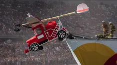 Peserta bersiap terjun bebas saat mengikuti Red Bull Flugtag 2017 di Moskow, Rusia (13/8). Mereka hanya mampu melayang beberapa meter bersama pesawat mainan rancangannya, sebelum akhirnya terhujam jatuh ke air. (AFP Photo/Yuri Kadobnov)