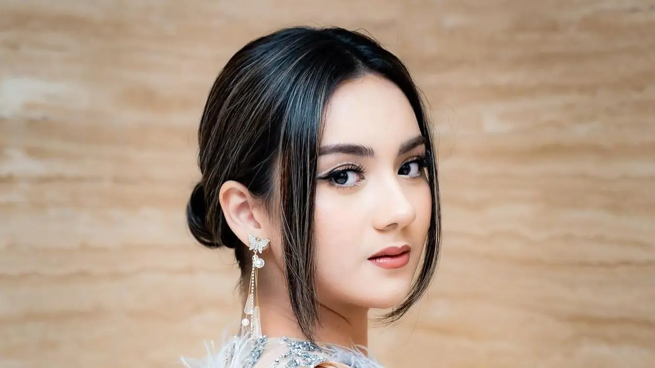 Ersya Aurelia
