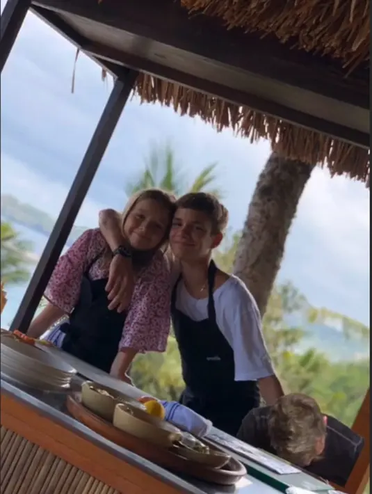 Meski terjadi gempa bumi di Bali, David Beckham dan keluarga seperti tetap menikmati waktu mereka selama berlibur. (instagram/davidbeckham)
