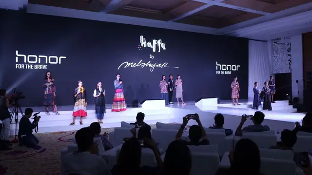 Mel Ahyar di peluncuran Honour 9i