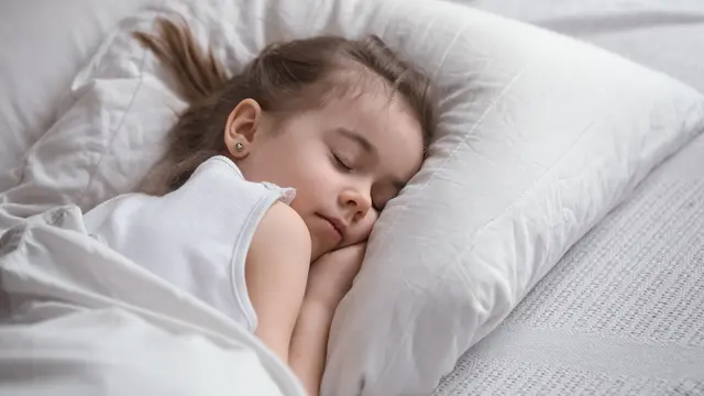 keluarga desember tidur nyenyak