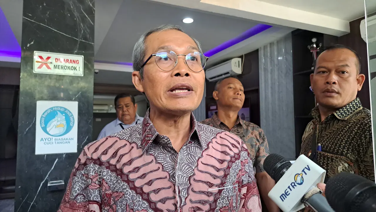 Wakil Ketua KPK Alexander Marwata menghadiri pemeriksaan sebagai saksi di Polda Metro Jaya, Selasa (15/10/2024).