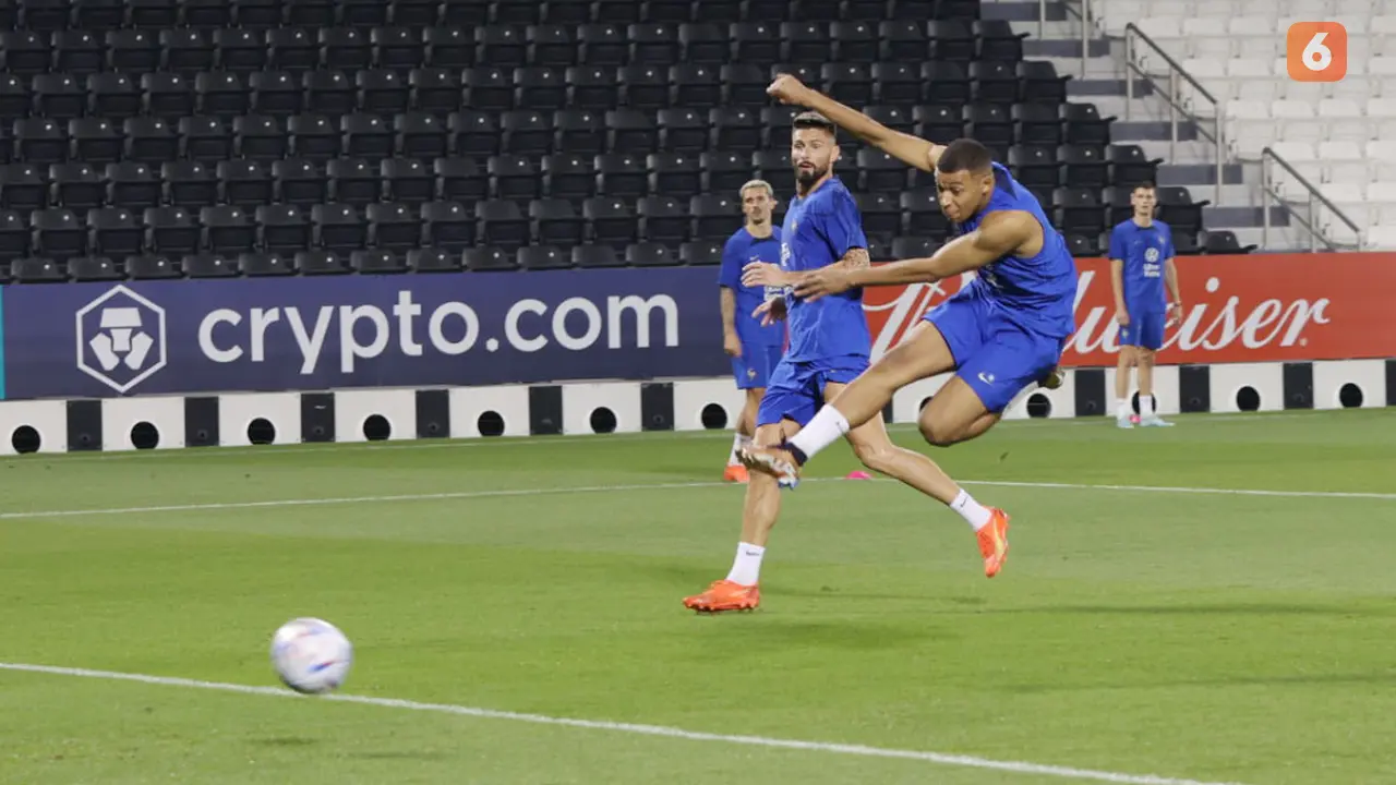 Foto: Mengintip Sesi Latihan Timnas Prancis Jelang Hadapi Polandia di Babak 16 Besar Piala Dunia 2022