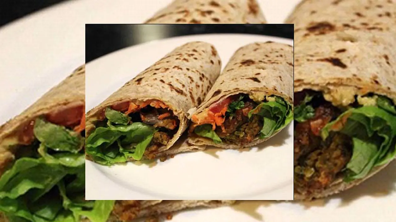 Gampang kok Bikin Kebab Isi Ayam Nan Lezat