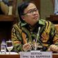 Menteri PPN/Kepala Bappenas Bambang Brodjonegoro mengikuti rapat kerja dengan Komisi XI di Gedung DPR RI, Jakarta, Rabu (19/9). Bambang memaparkan pagu anggaran 2019 untuk Kementerian PPN/Bappenas turun menjadi Rp1,781 triliun. (Liputan6.com/Johan Tallo)