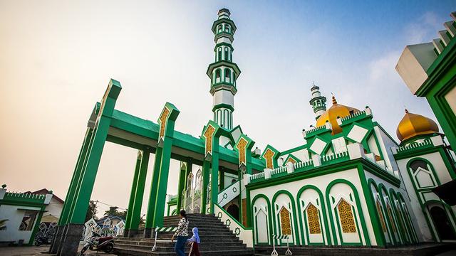 Barusia Ratusan Tahun, Ini 5 Masjid Tertua dan Termegah di Indonesia
