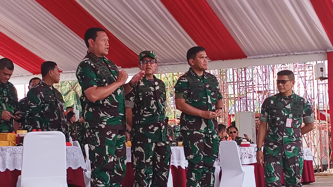 Panglima Bersama Seluruh Kepala Staf Angkatan Pantau Gladi Bersih Hut Ke 78 Tni News 6002