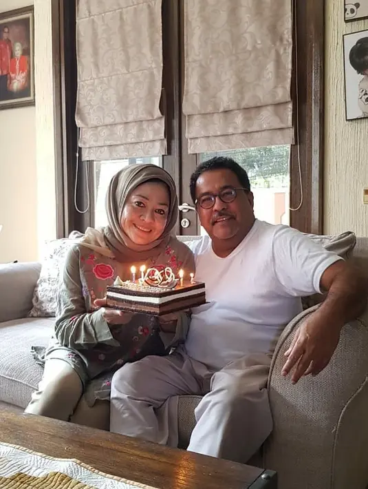 Rano Karno dan istri (Instagram/si.rano)